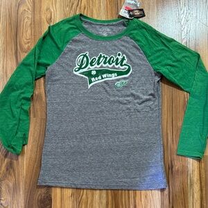 Detroit Red Wings Women’s St Patrick’s Day T Shirt XL New w/tags